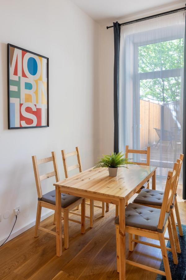 Cozy Apartment, 2 Private Terraces, 8 Min To City Center Відень Екстер'єр фото
